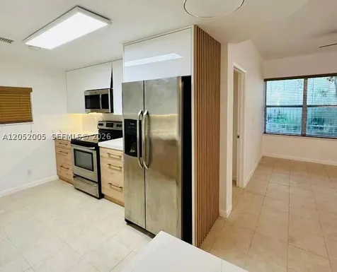 910 Bay Drive Miami Beach FL 33141