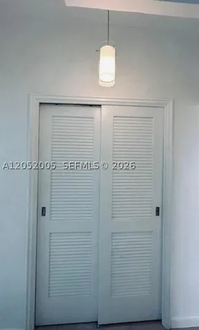910 Bay Drive Miami Beach FL 33141