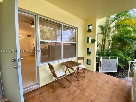 910 Bay Drive Miami Beach FL 33141