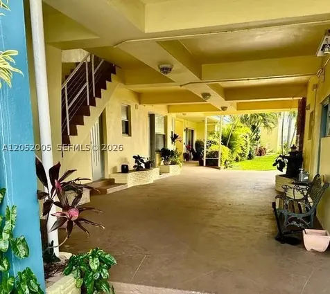 910 Bay Drive Miami Beach FL 33141