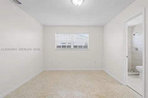 1333 W 37th Street Hialeah FL 33012