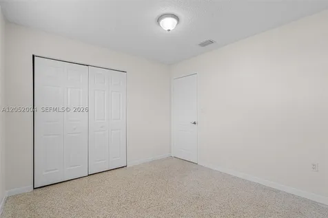 1333 W 37th Street Hialeah FL 33012