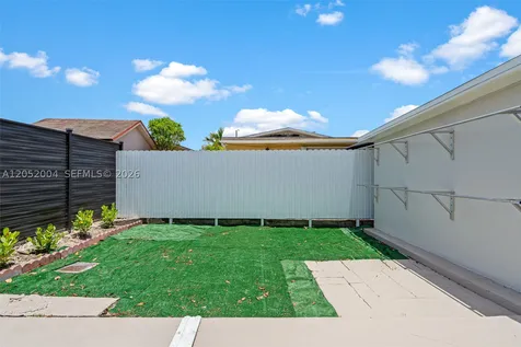 1333 W 37th Street Hialeah FL 33012