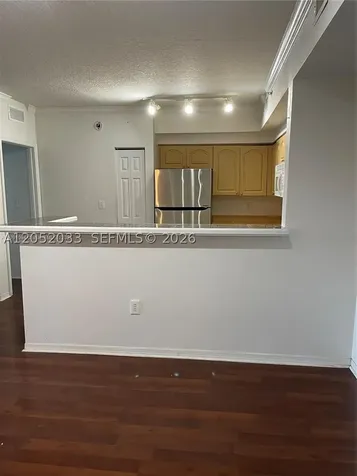 6861 SW 44th Street Miami FL 33155