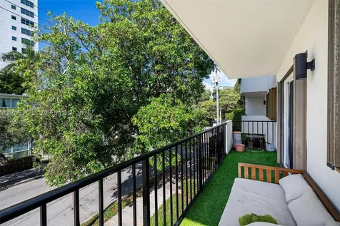 1900 Meridian Avenue Miami Beach FL 33139