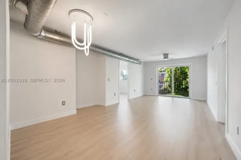 1900 Meridian Avenue Miami Beach FL 33139