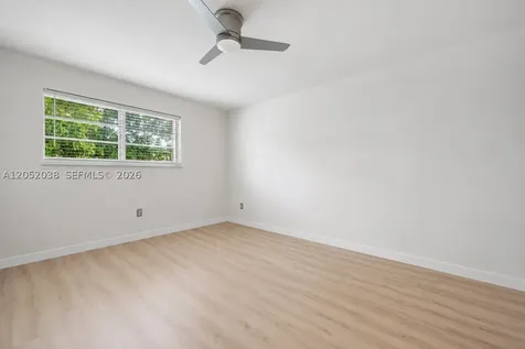 1900 Meridian Avenue Miami Beach FL 33139