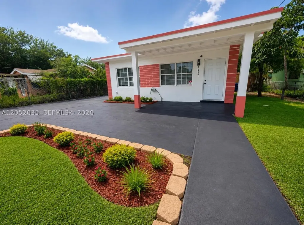 2002 NW 87th Street Miami FL 33147