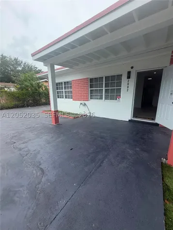 2002 NW 87th Street Miami FL 33147