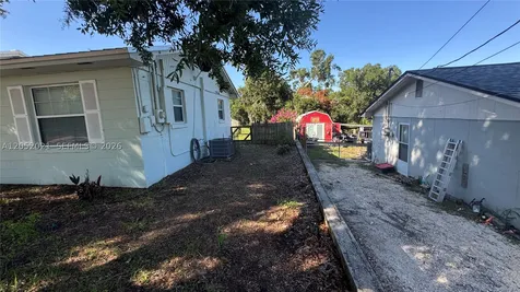 322 W Sample Avenue Other City - In The State Of Florida FL 33851