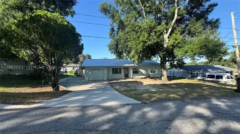 322 W Sample Avenue Other City - In The State Of Florida FL 33851