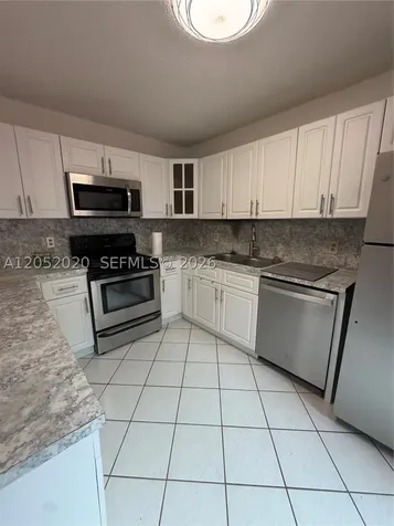2563 Camelot Cooper City FL 33026