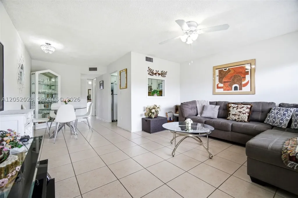 9101 Sunrise Lakes Boulevard Sunrise FL 33322