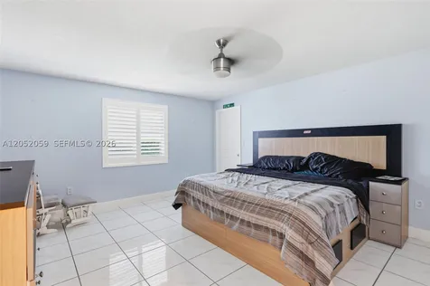 5431 SW 109th Avenue Davie FL 33328