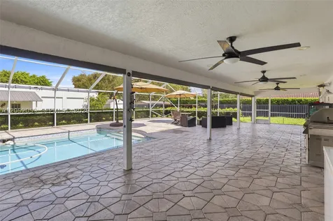 5431 SW 109th Avenue Davie FL 33328