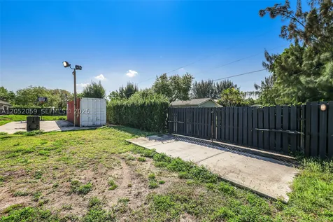 5431 SW 109th Avenue Davie FL 33328
