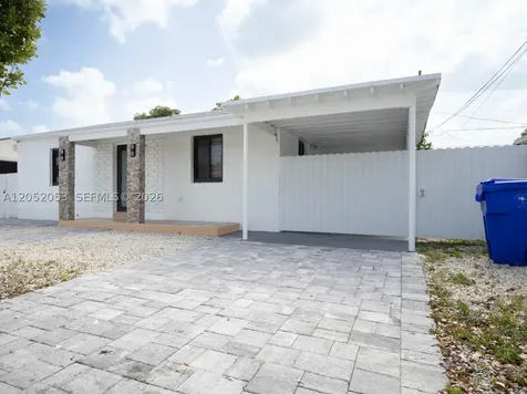 1600 NW 29th Avenue Miami FL 33125