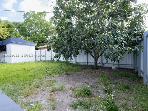 1600 NW 29th Avenue Miami FL 33125