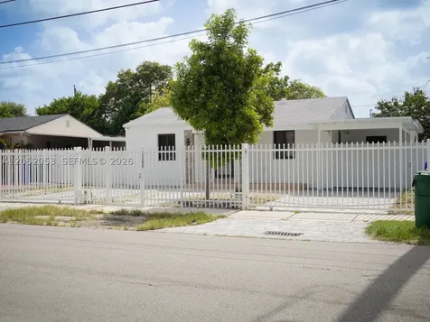 1600 NW 29th Avenue Miami FL 33125