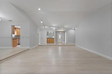 6307 Silk Oak Circle Tamarac FL 33319