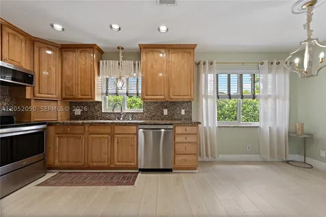6307 Silk Oak Circle Tamarac FL 33319