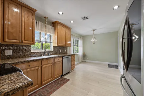 6307 Silk Oak Circle Tamarac FL 33319
