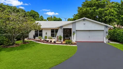 6307 Silk Oak Circle Tamarac FL 33319