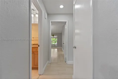 6307 Silk Oak Circle Tamarac FL 33319