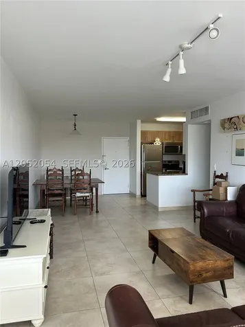 7441 Wayne Avenue Miami Beach FL 33141