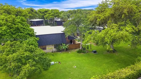 14213 SW 94th Cir Lane Miami FL 33186