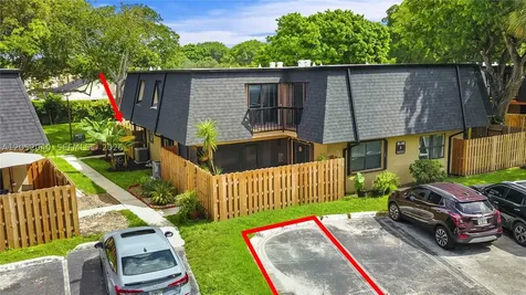14213 SW 94th Cir Lane Miami FL 33186