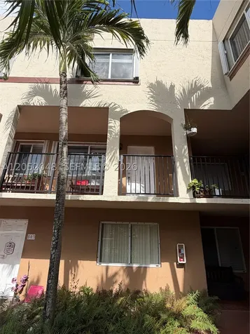 551 NW 82nd Avenue Miami FL 33126