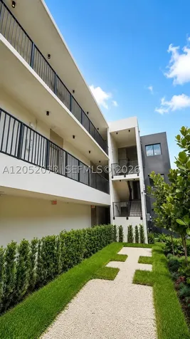 8106 NE 1st Avenue Miami FL 33138
