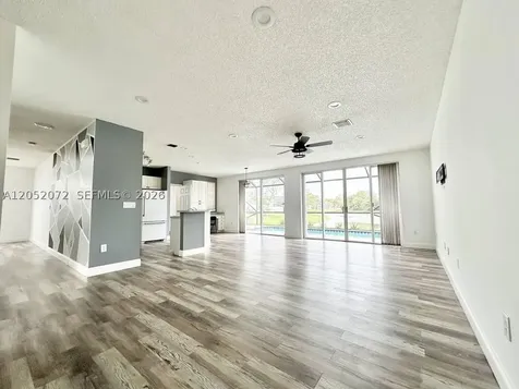 7647 Rockport Circle Lake Worth FL 33467