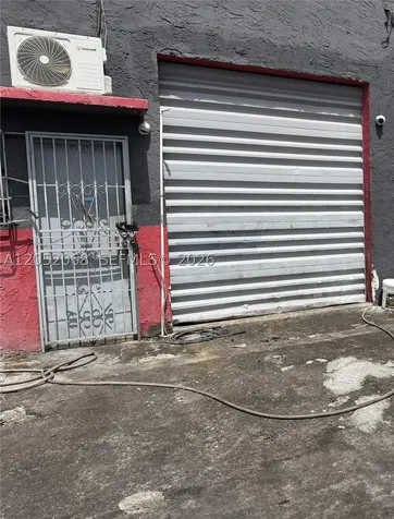 2561 NW 23rd Street Miami FL 33142