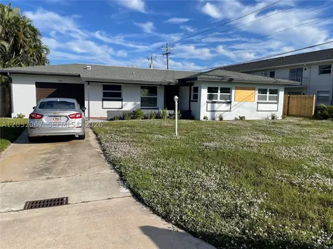 737 Sesame Court Cape Coral FL 33904