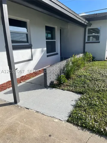 737 Sesame Court Cape Coral FL 33904