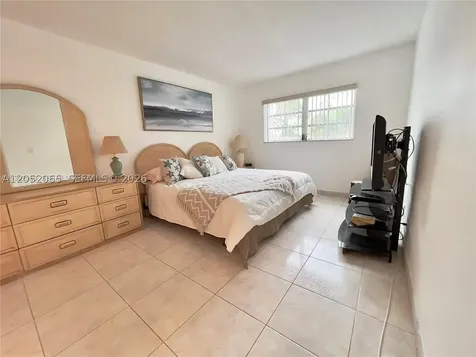 501 Blue Heron Drive Hallandale Beach FL 33009