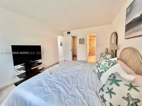 501 Blue Heron Drive Hallandale Beach FL 33009