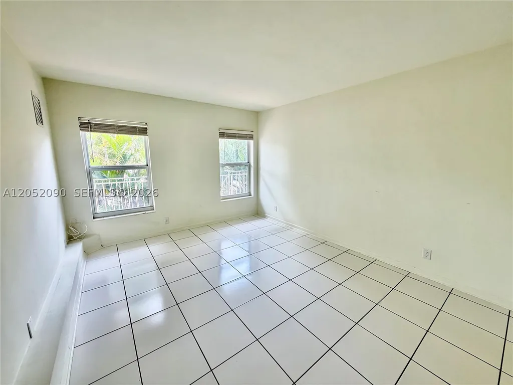 2352 NE 9th Street Fort Lauderdale FL 33304