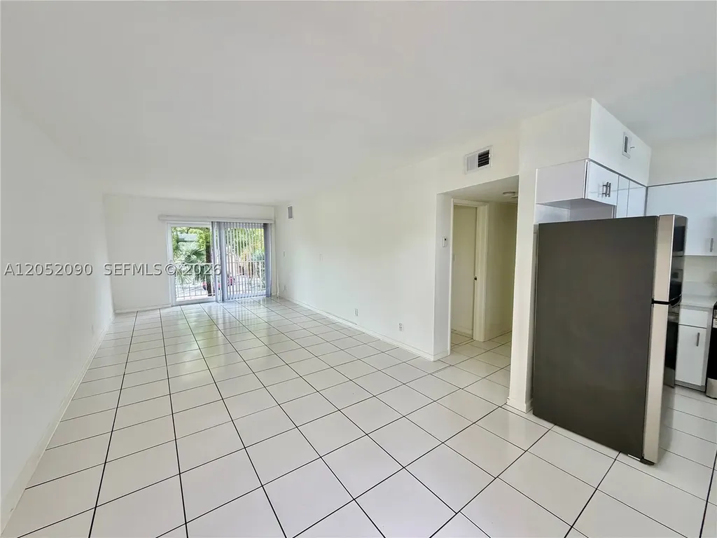 2352 NE 9th Street Fort Lauderdale FL 33304