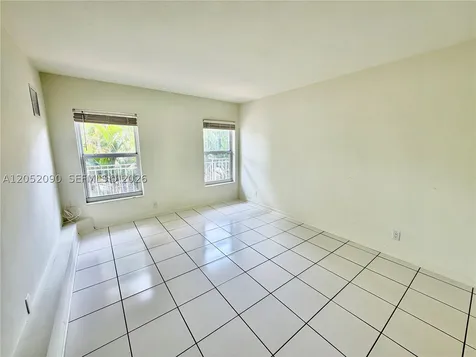 2352 NE 9th Street Fort Lauderdale FL 33304