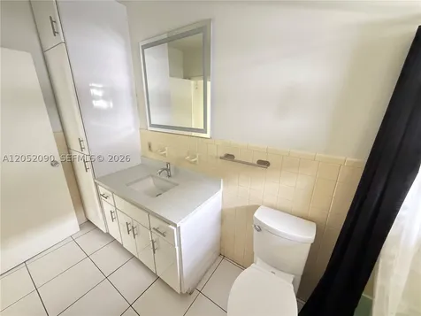 2352 NE 9th Street Fort Lauderdale FL 33304