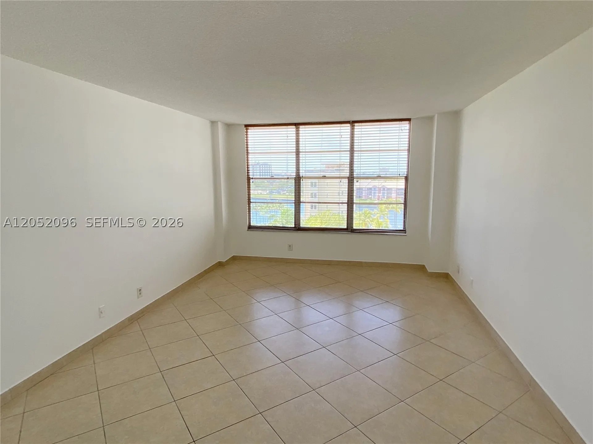 3800 S Ocean Drive Hollywood FL 33019