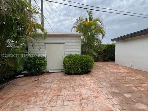 9211 SW 13th Street Miami FL 33174
