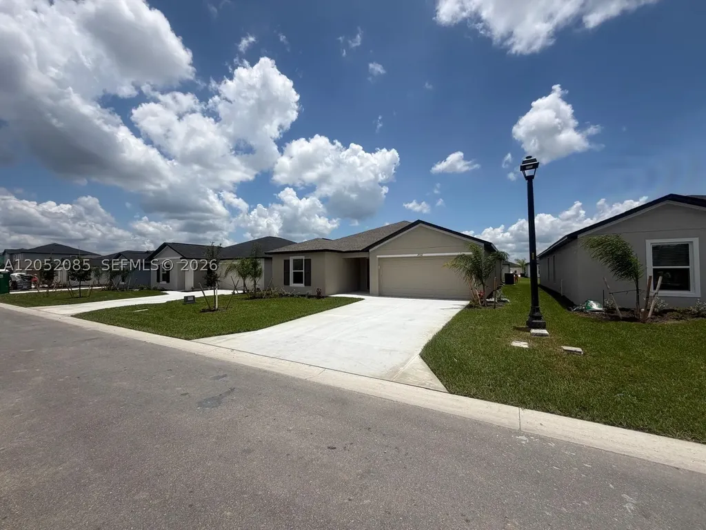 17332 Cantu Court North Fort Myers FL 33917