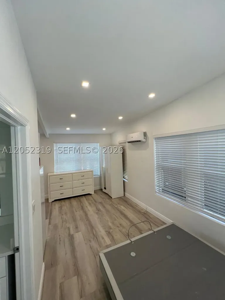 1612 Harrison Street Hollywood FL 33020