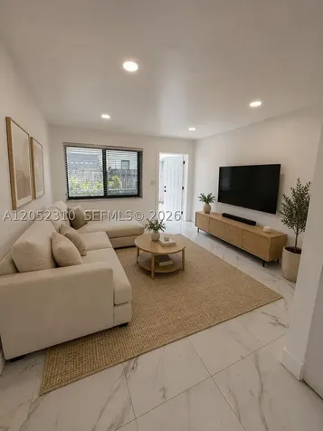 1933 Washington Street Hollywood FL 33020