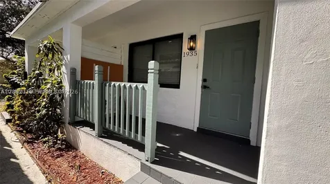 1933 Washington Street Hollywood FL 33020