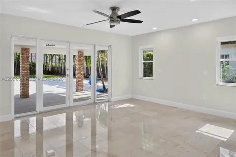 10425 SW 62nd Street Miami FL 33173
